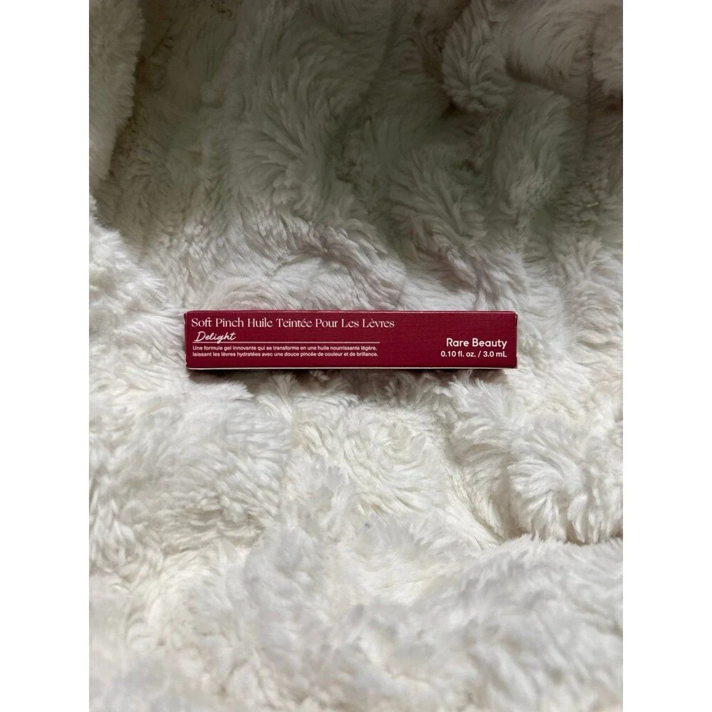 Rare Beauty Soft Pinch Tinted Lip Oil Shade Delight NIB